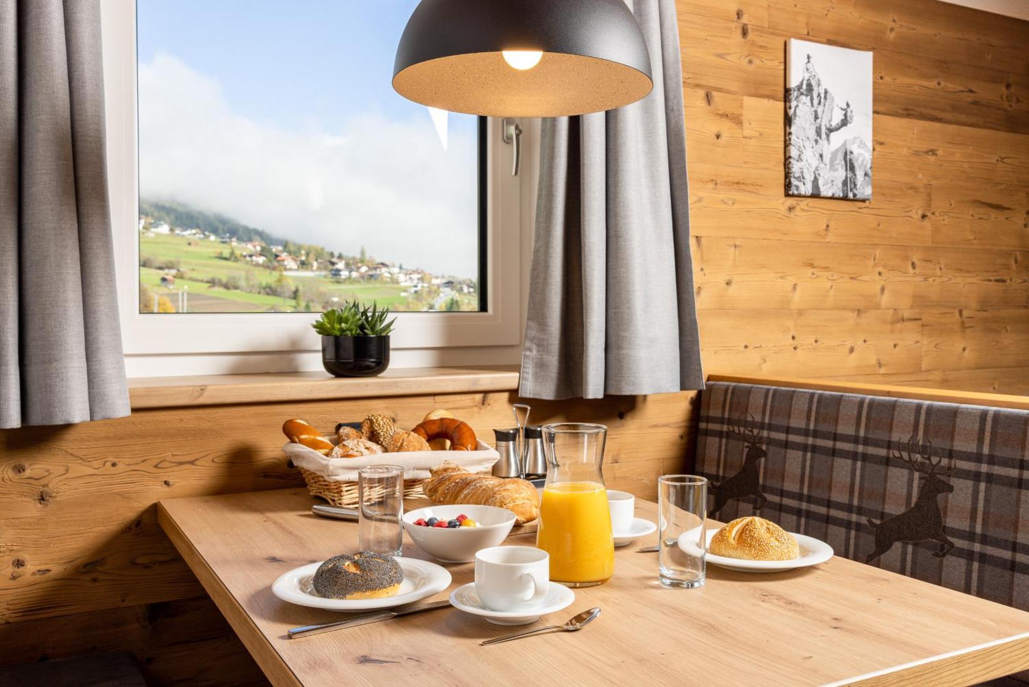 Apartments Am Bichl Fulpmes Dış mekan fotoğraf